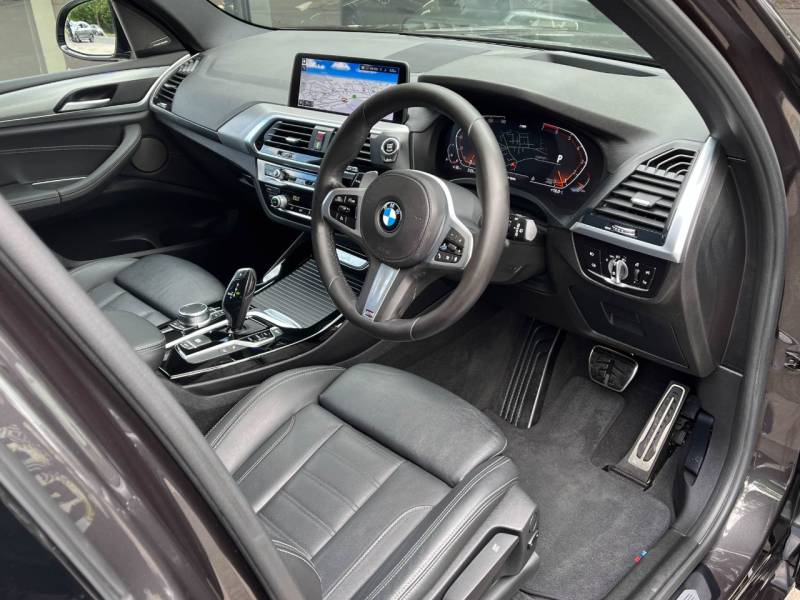 BMW X3   Registered:2020(70)