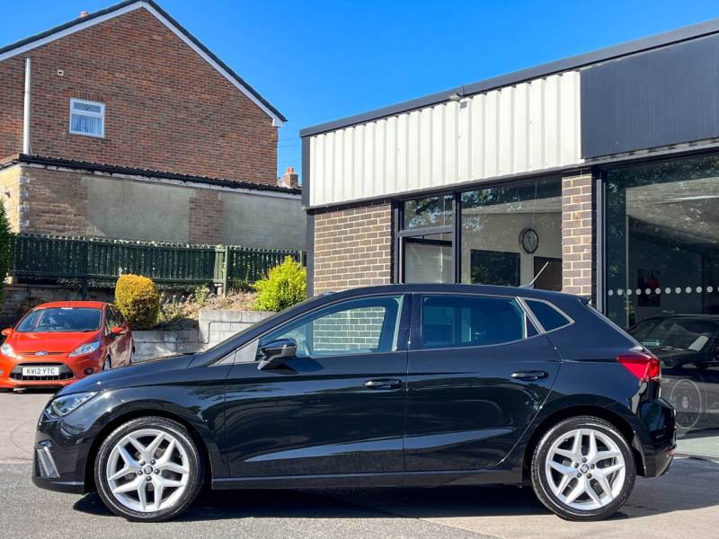 SEAT Ibiza   Registered:2020(20)