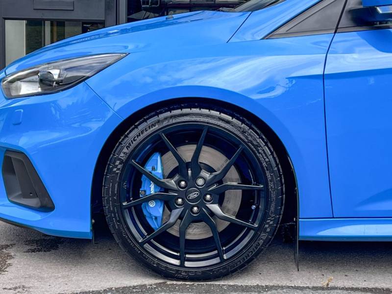 Ford Focus RS   Registered:2018(18)