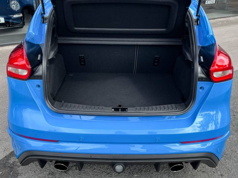 Ford Focus RS   Registered:2018(18)