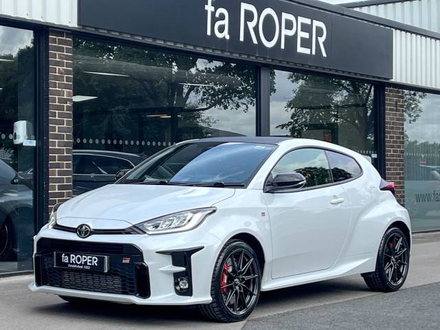 Toyota Gr Yaris 1.6T GR Circuit AWD 261ps Hatchback Petrol Platinum White Pearl