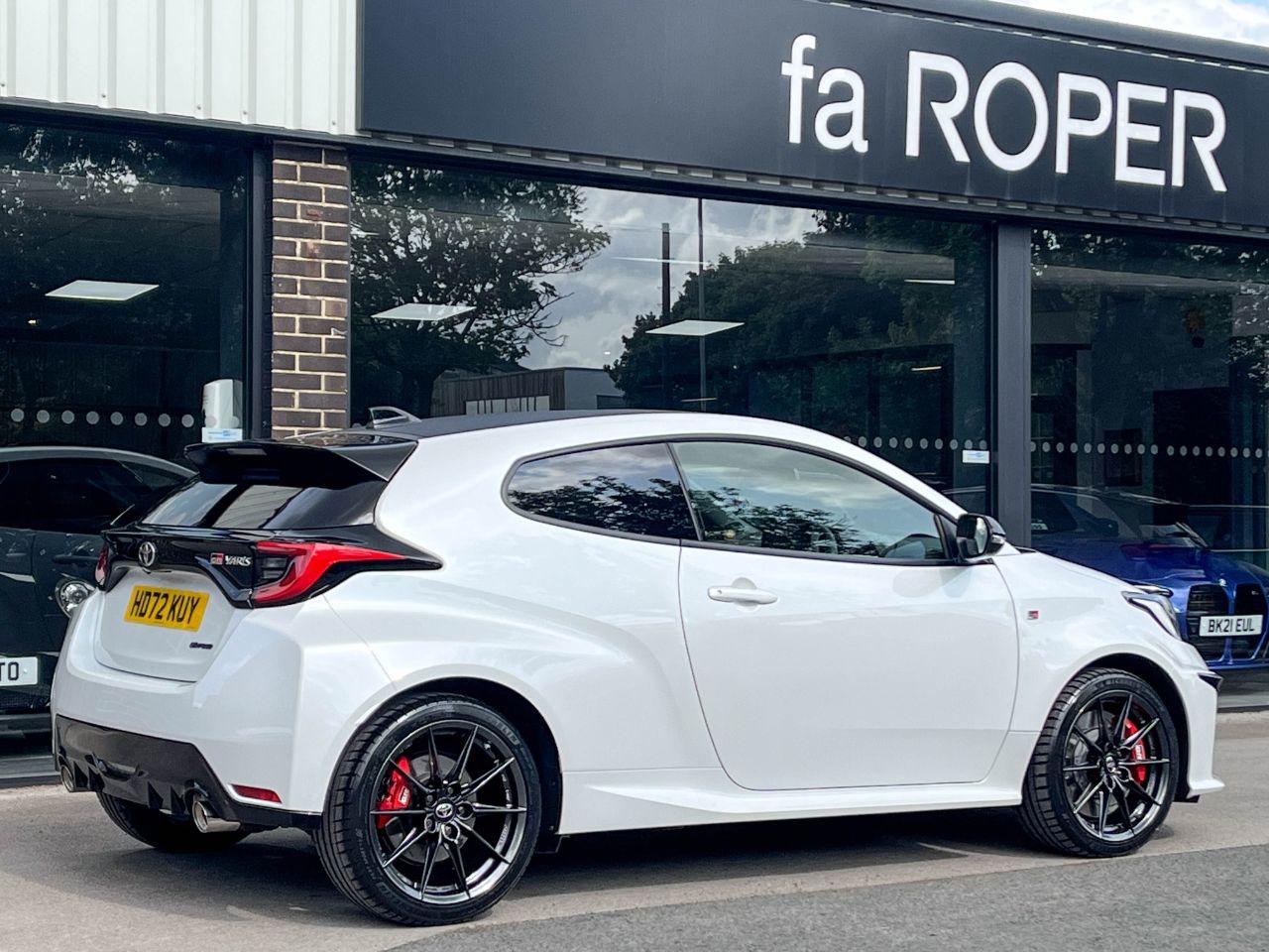 Toyota Gr Yaris 1.6T GR Circuit AWD 261ps Hatchback Petrol Platinum White Pearl