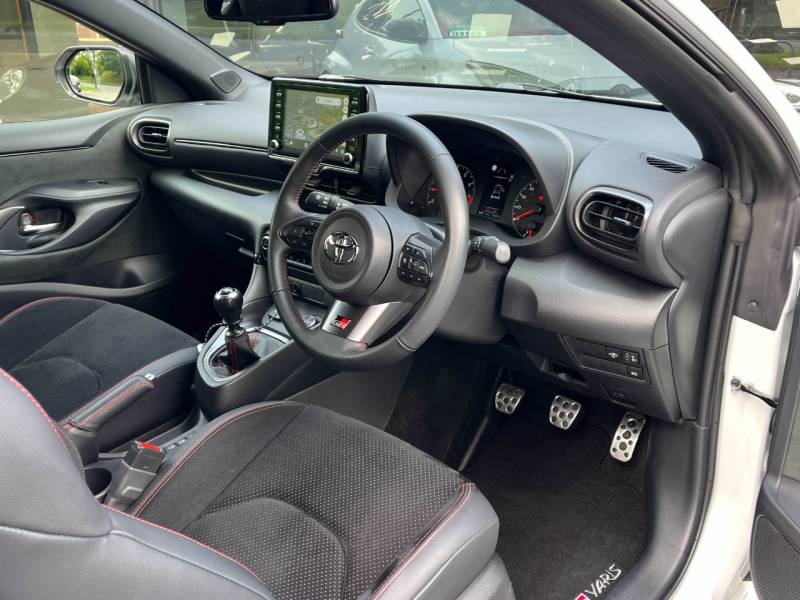 Toyota Gr Yaris   Registered:2022(72)