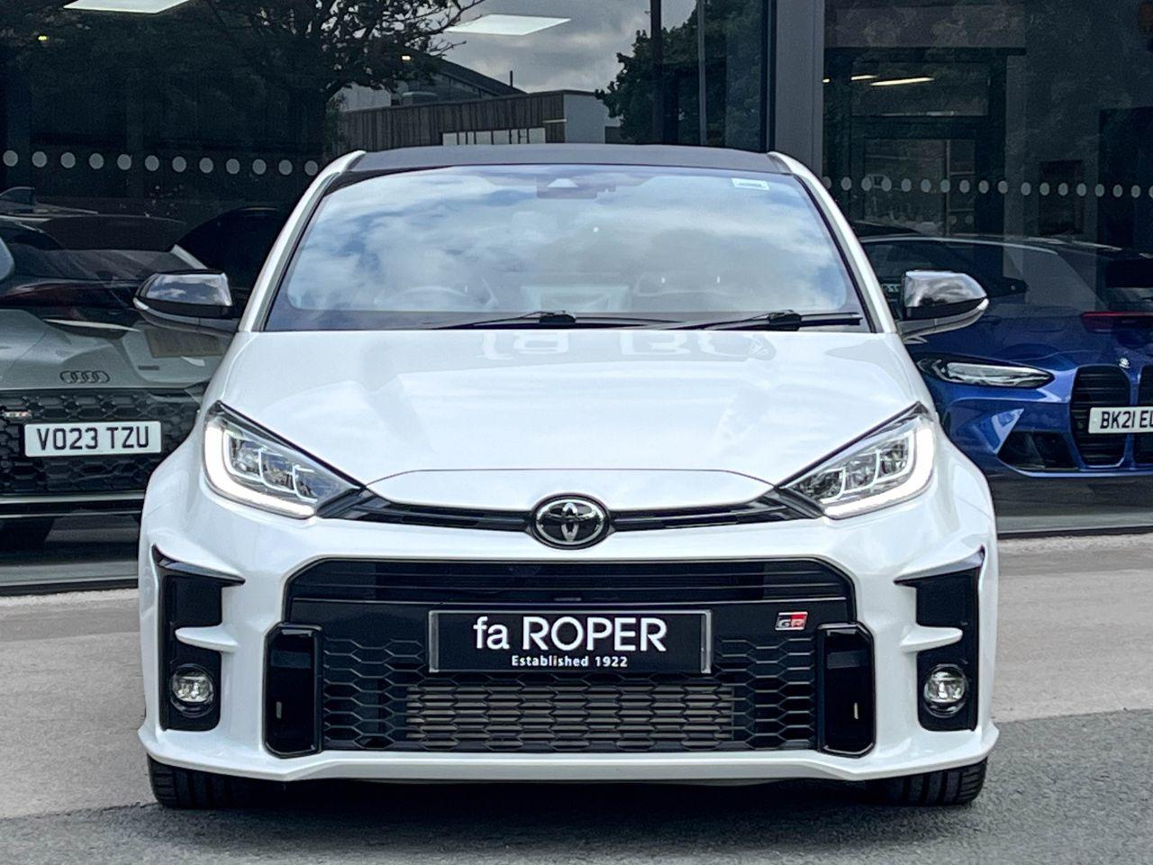 Toyota Gr Yaris 1.6T GR Circuit AWD 261ps Hatchback Petrol Platinum White Pearl