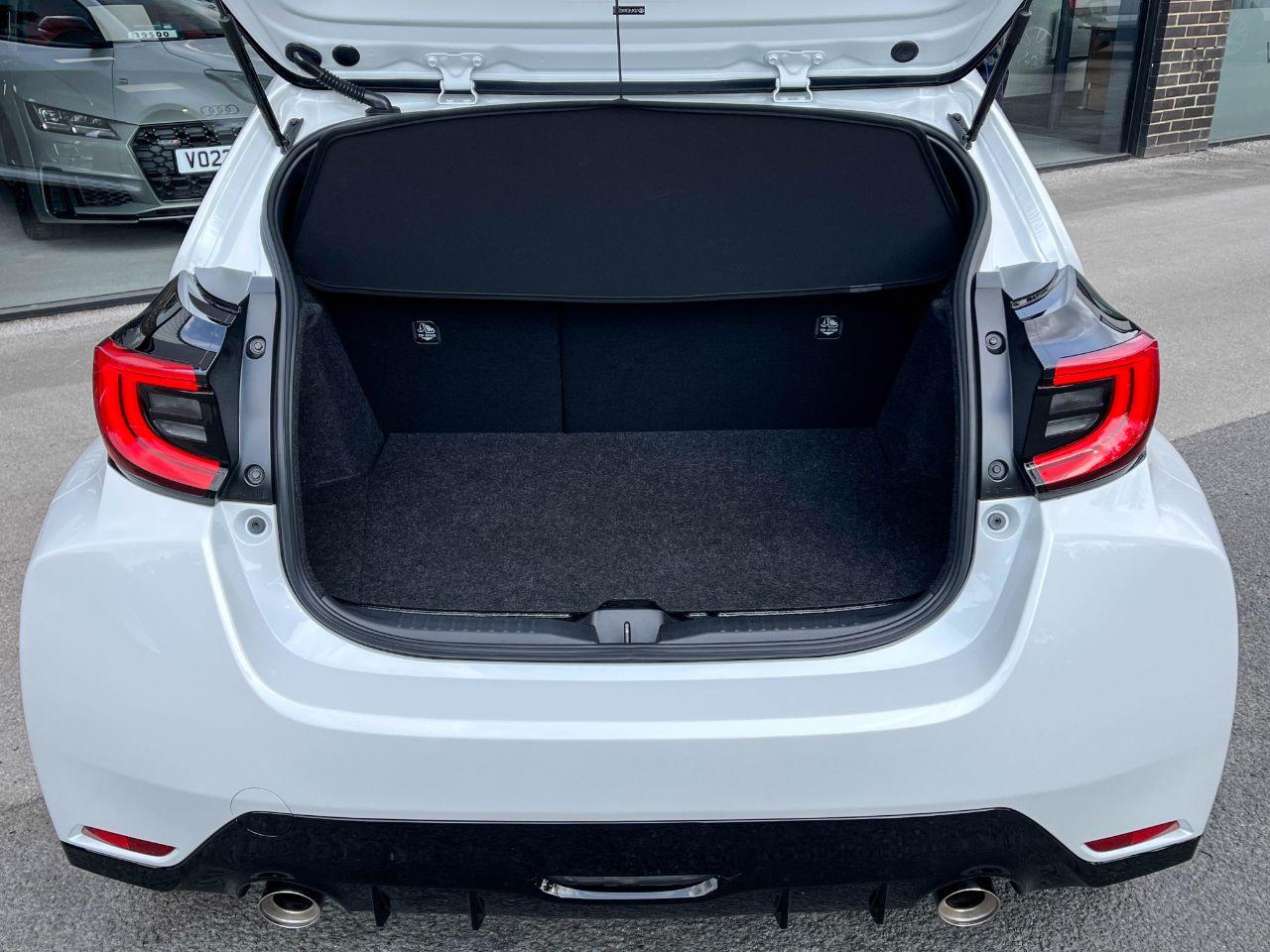 Toyota Gr Yaris 1.6T GR Circuit AWD 261ps Hatchback Petrol Platinum White Pearl