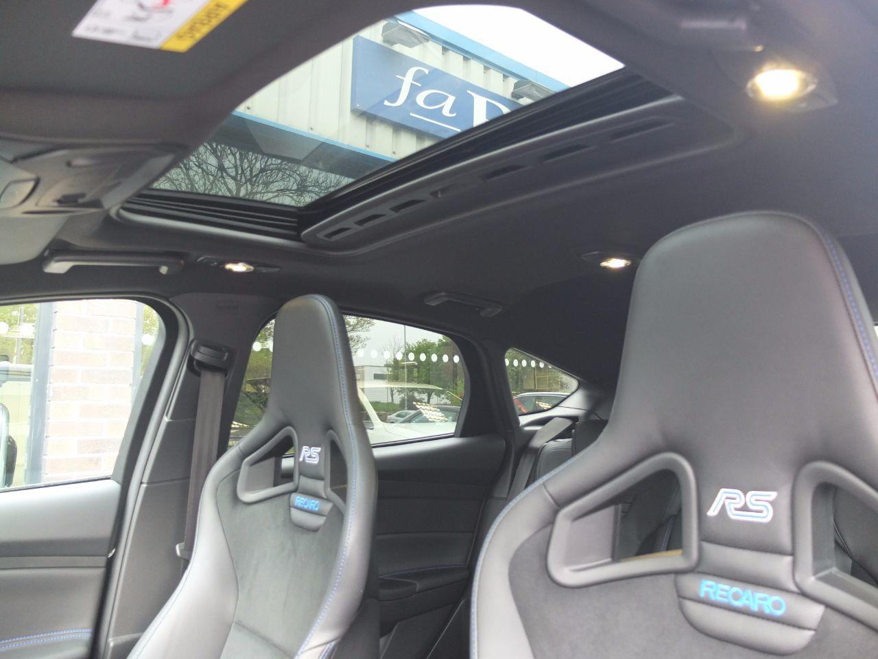 Ford Focus Rs 2.3 EcoBoost RS Lux Pack +++Spec Hatchback Petrol Shadow Black Mica