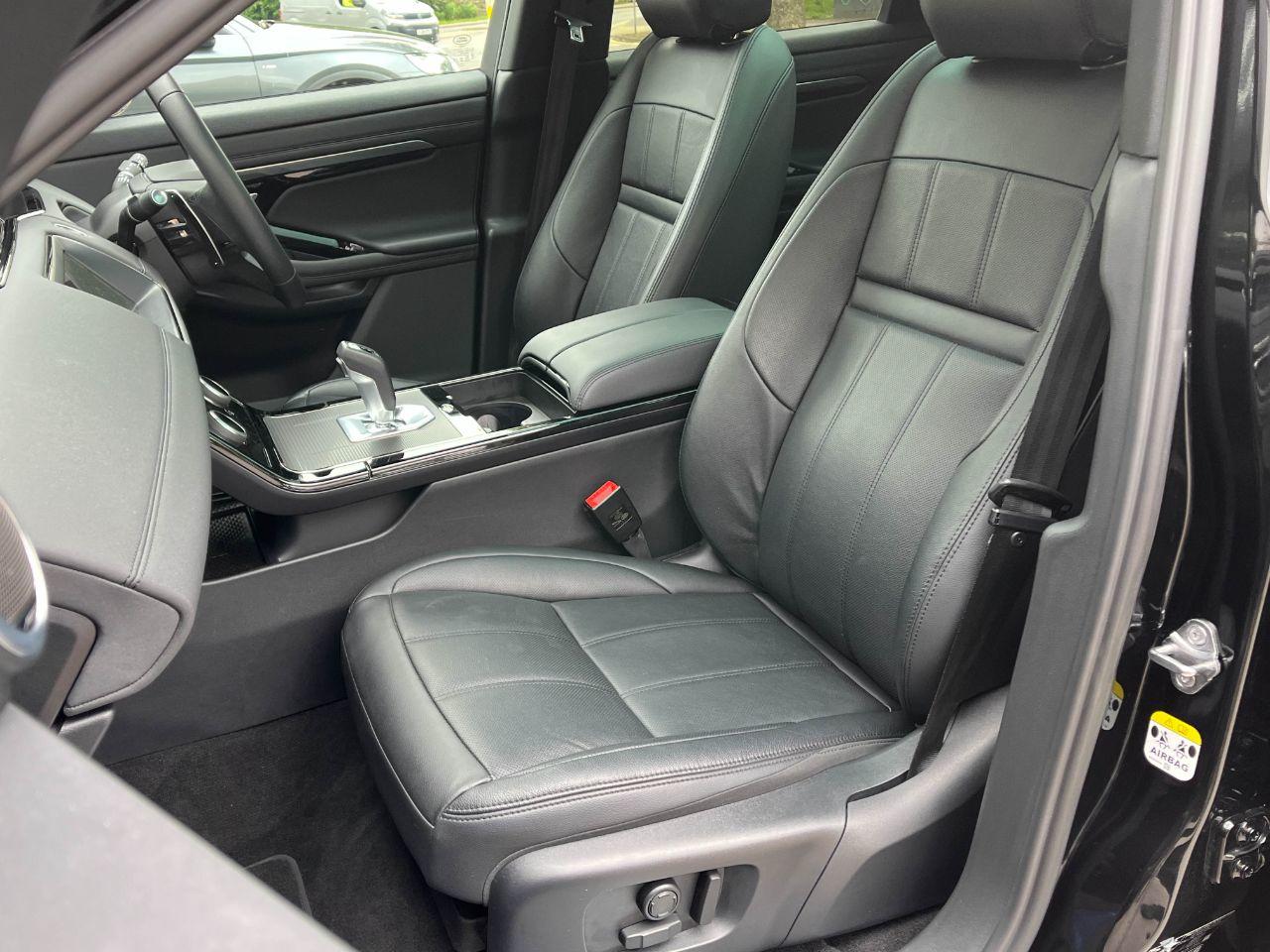 Land Rover Range Rover Evoque 2.0 P250MHEV R-Dynamic SE Auto 250ps Estate Petrol Santorini Black Metallic