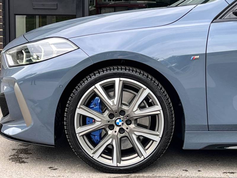 BMW 1 Series   Registered:2023(23)