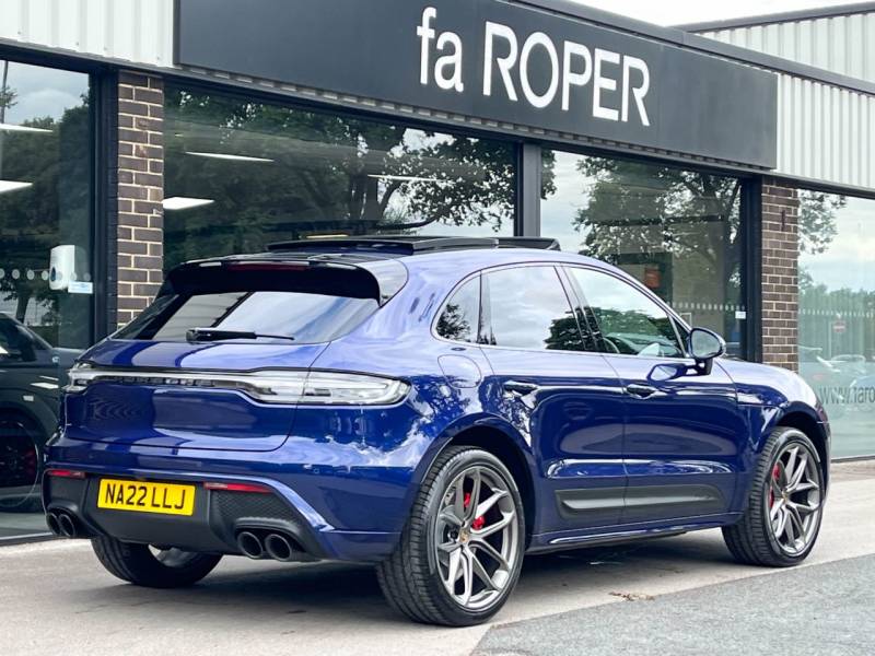 Porsche Macan   Registered:2022(22)