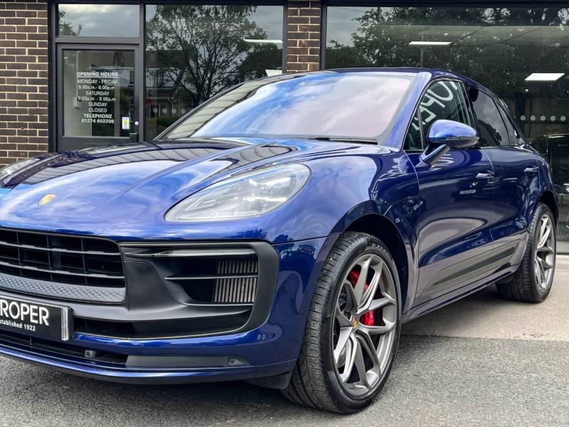 Porsche Macan   Registered:2022(22)