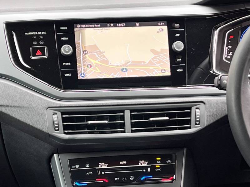 Volkswagen Polo   Registered:2024(24)