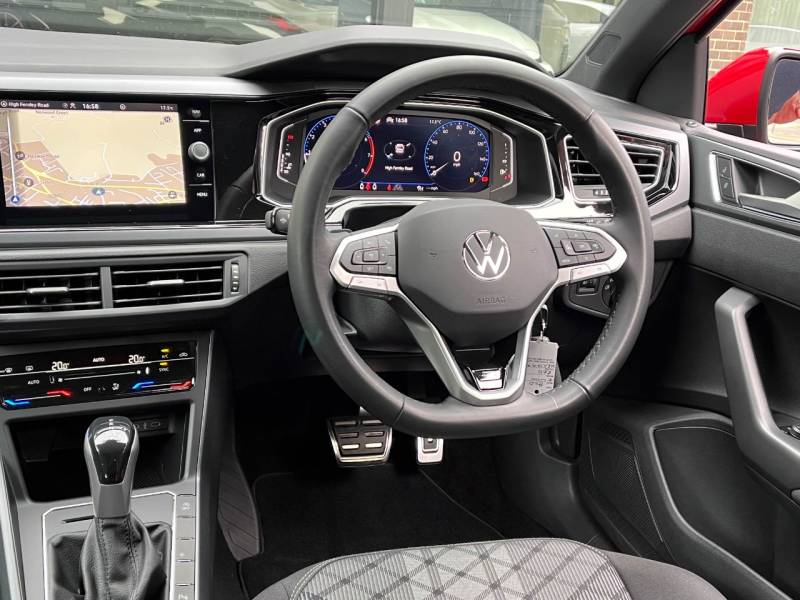 Volkswagen Polo   Registered:2024(24)