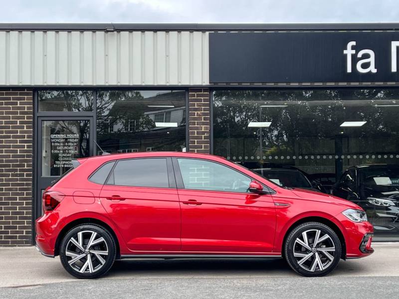 Volkswagen Polo   Registered:2024(24)