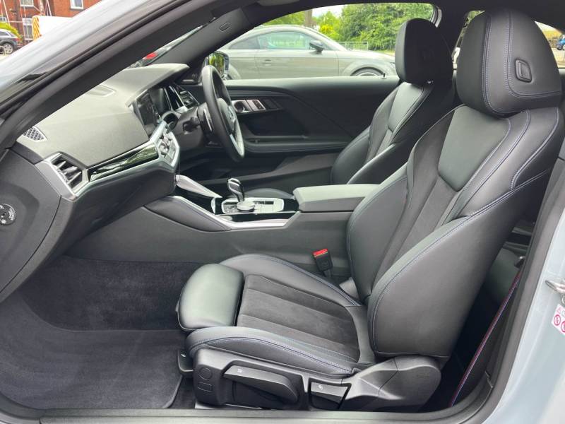 BMW 2 Series   Registered:2022(22)