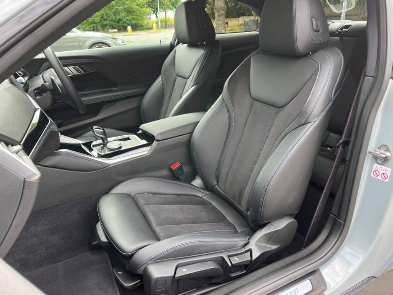 BMW 2 Series   Registered:2022(22)