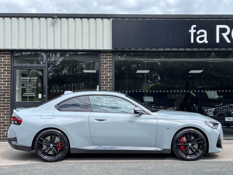 BMW 2 Series   Registered:2022(22)