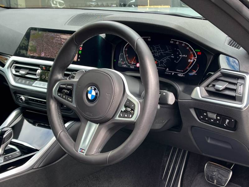 BMW 2 Series   Registered:2022(22)