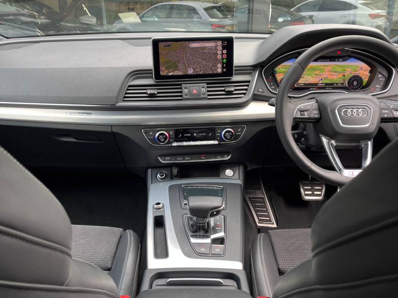 Audi Q5   Registered:2018(18)