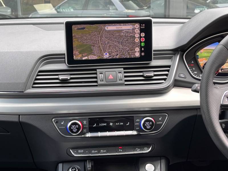 Audi Q5   Registered:2018(18)