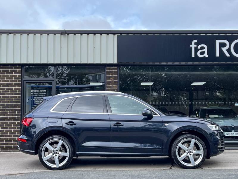 Audi Q5   Registered:2018(18)