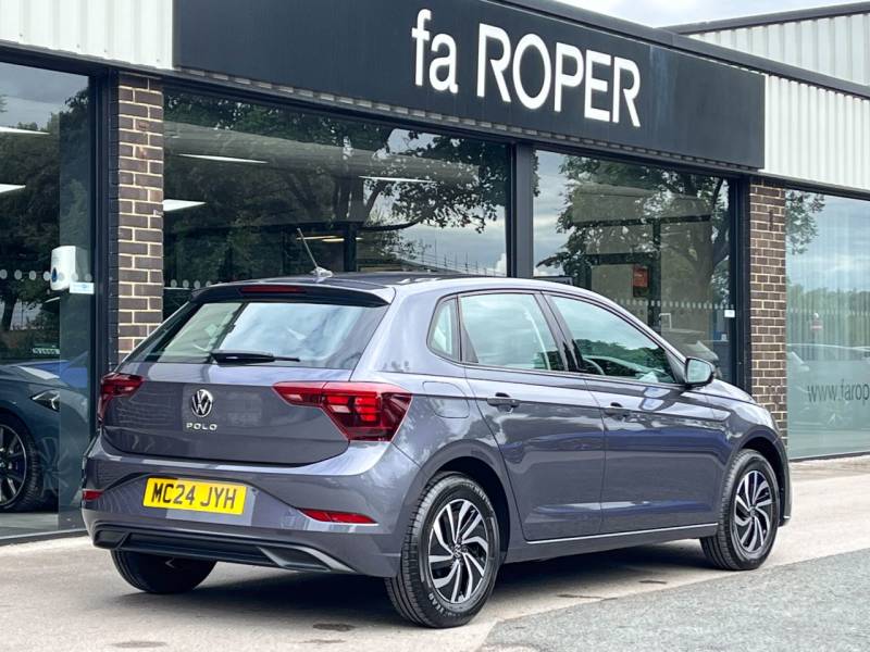 Volkswagen Polo   Registered:2024(24)