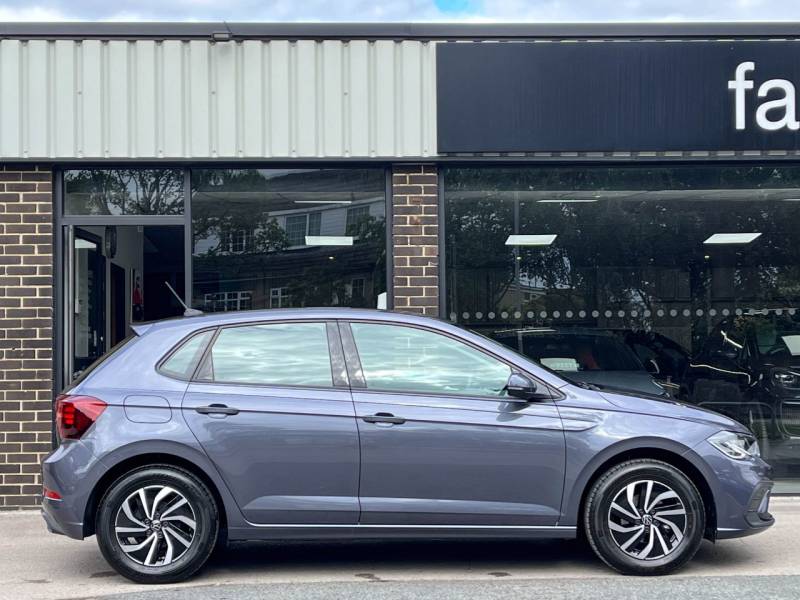 Volkswagen Polo   Registered:2024(24)