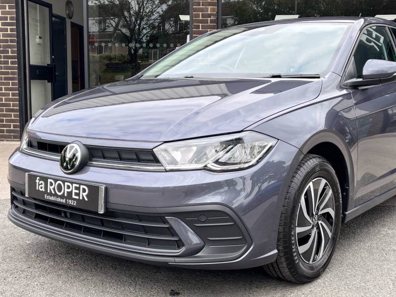 Volkswagen Polo   Registered:2024(24)