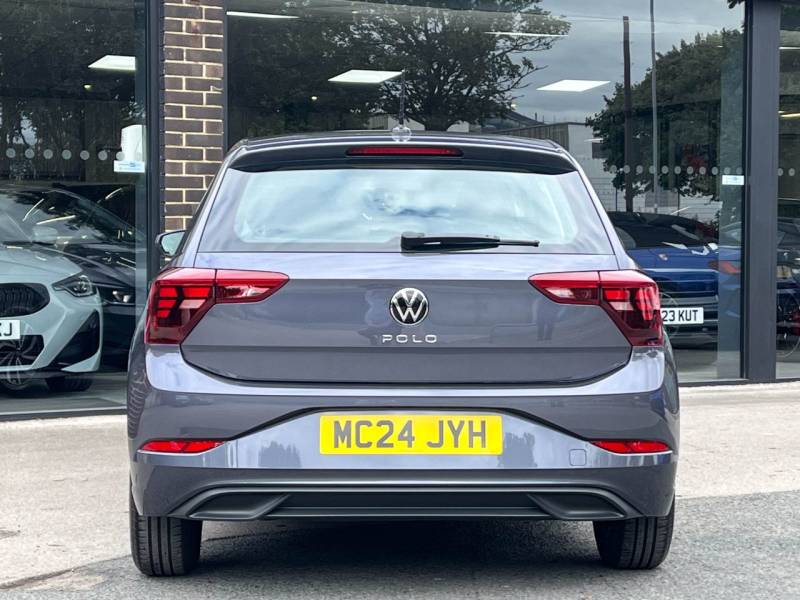 Volkswagen Polo   Registered:2024(24)