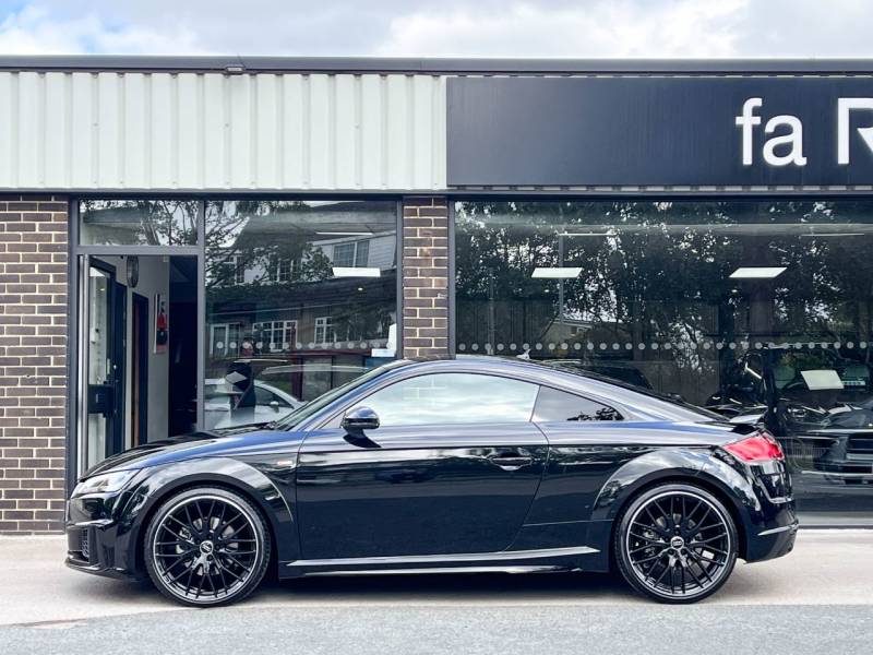 Audi TT Coupe   Registered:2022(22)