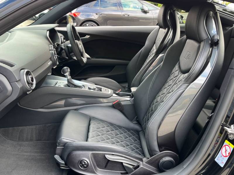 Audi TT Coupe   Registered:2022(22)