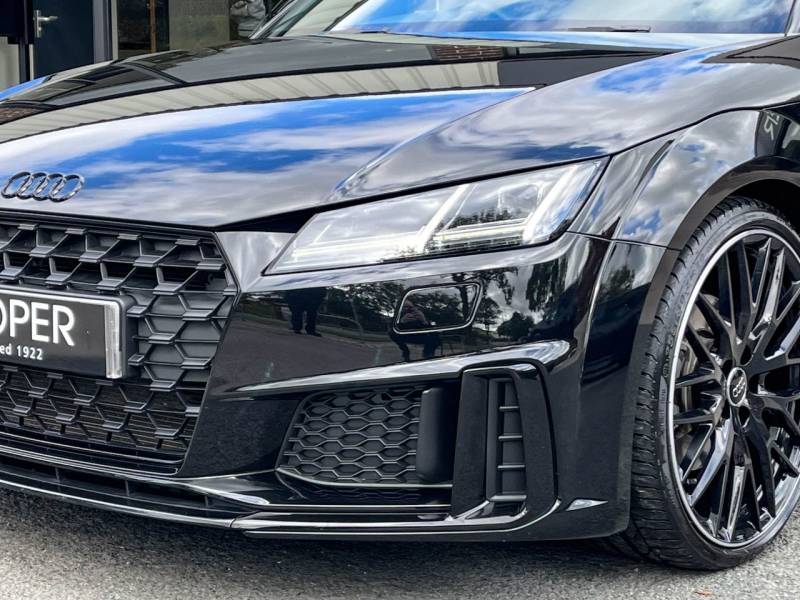 Audi TT Coupe   Registered:2022(22)