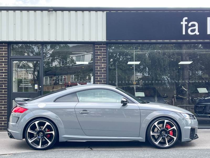 Audi TT RS   Registered:2023(23)