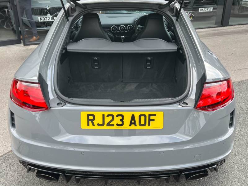 Audi TT RS   Registered:2023(23)