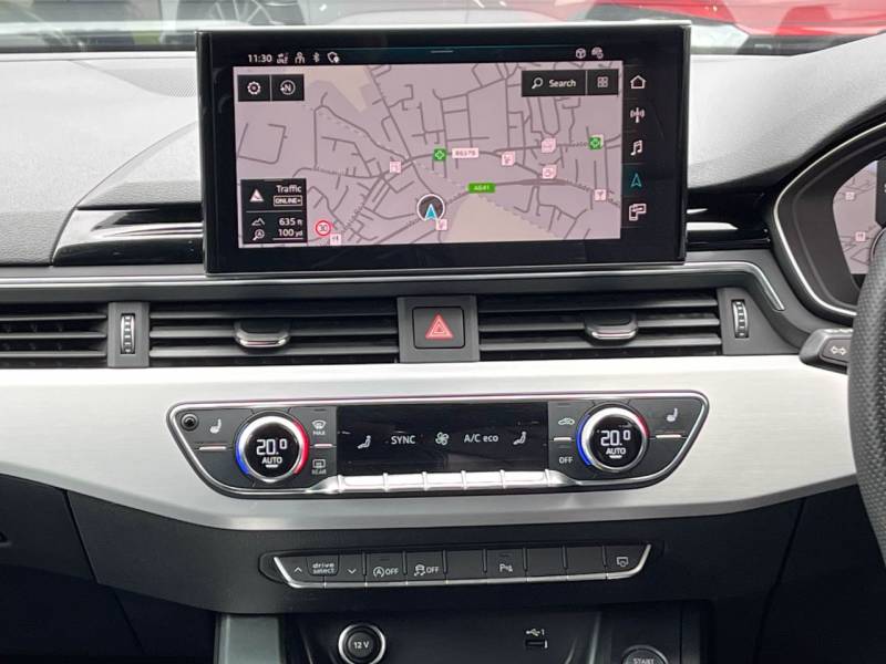 Audi A4 Avant   Registered:2023(23)