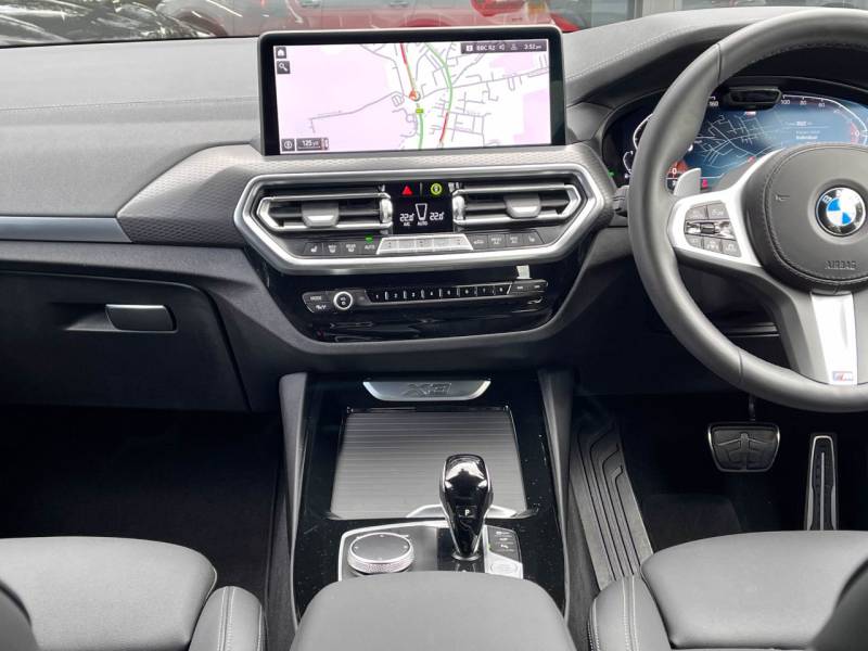 BMW X3   Registered:2024(74)