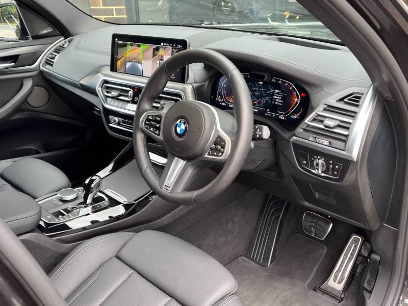 BMW X3   Registered:2024(74)