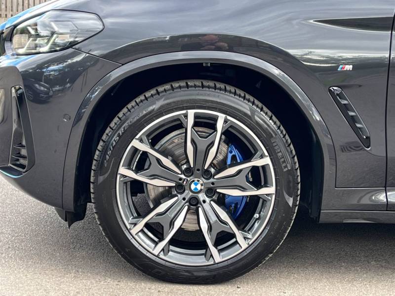 BMW X3   Registered:2024(74)