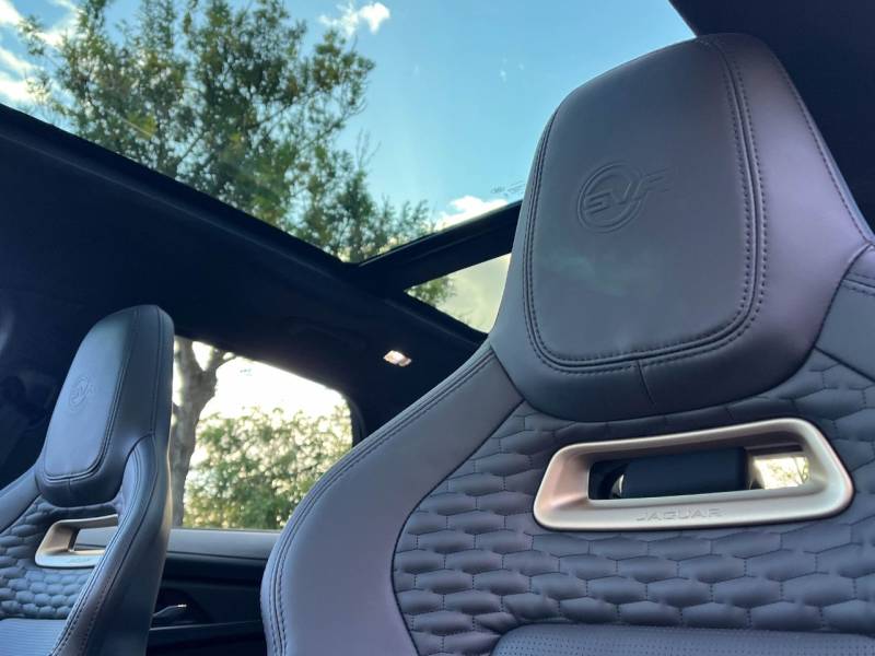 Jaguar F Pace   Registered:2023(72)