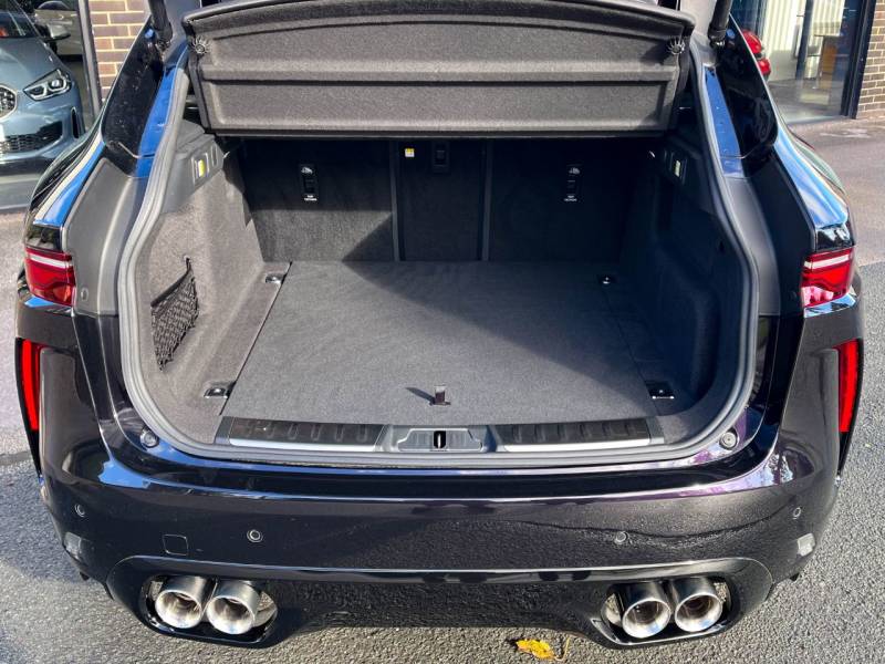 Jaguar F Pace   Registered:2023(72)