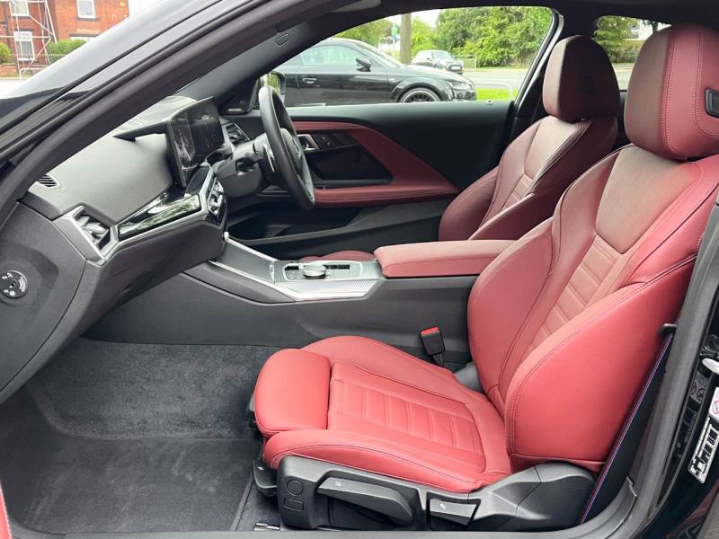 BMW 2 Series   Registered:2024(24)