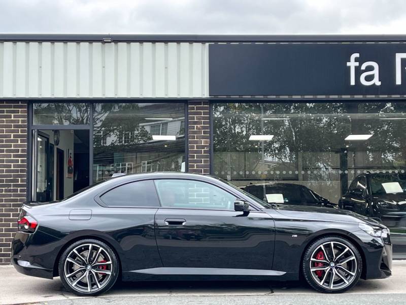 BMW 2 Series   Registered:2024(24)