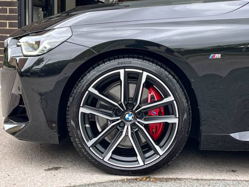 BMW 2 Series   Registered:2024(24)