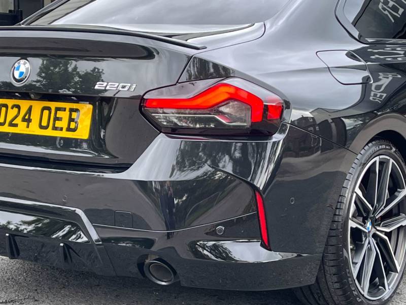 BMW 2 Series   Registered:2024(24)