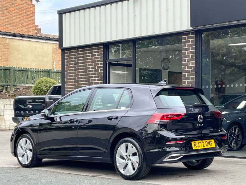 Volkswagen Golf   Registered:2022(72)