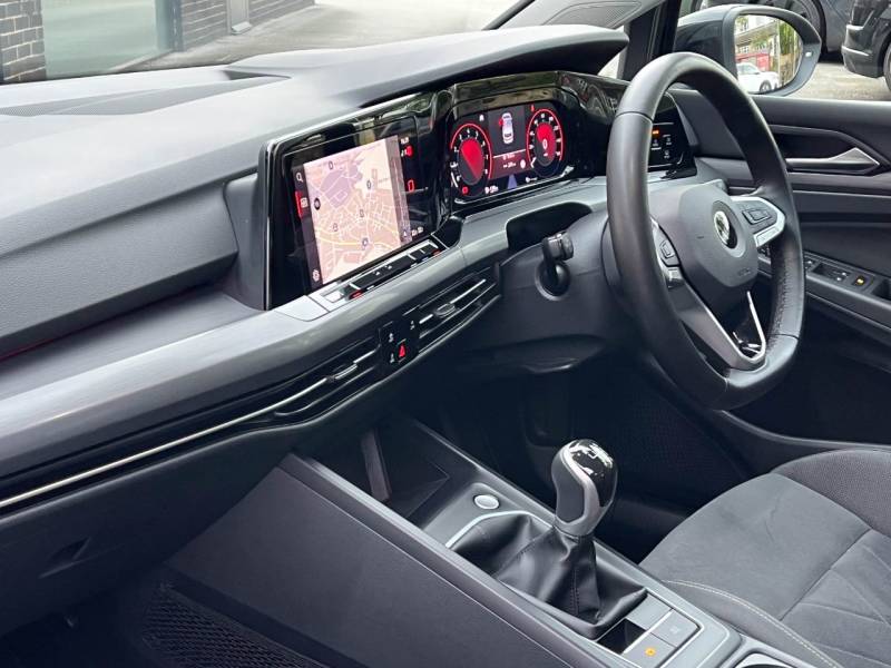 Volkswagen Golf   Registered:2022(72)