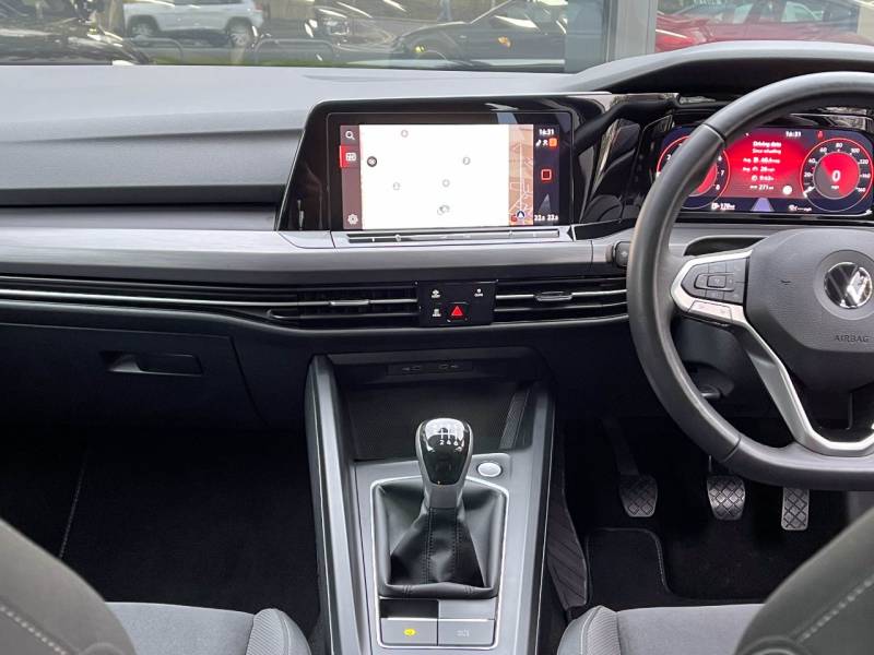 Volkswagen Golf   Registered:2022(72)