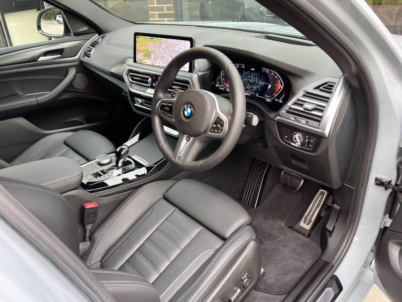 BMW X4   Registered:2023(73)