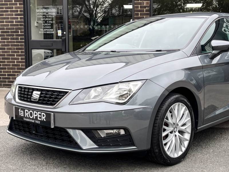 SEAT Leon   Registered:2018(18)