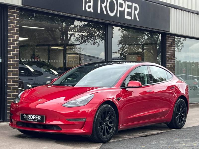 Tesla Model 3   Registered:2021(71)