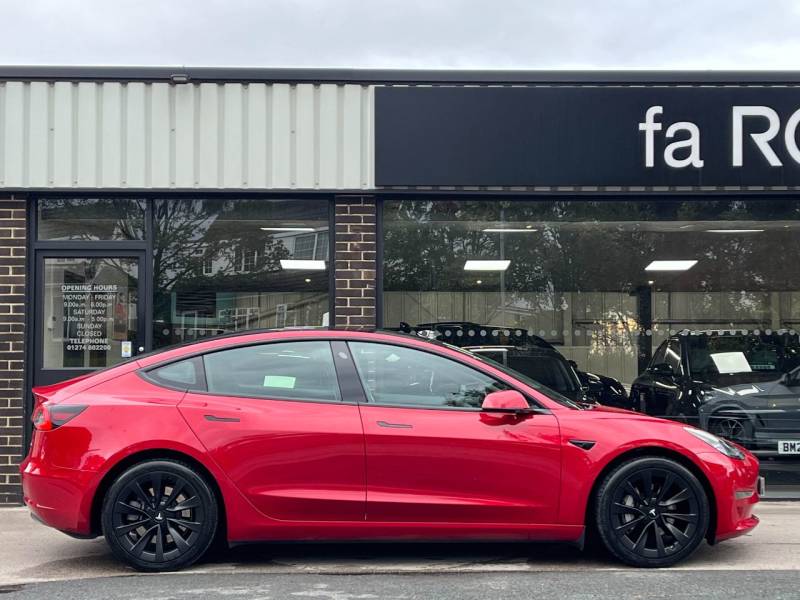 Tesla Model 3   Registered:2021(71)